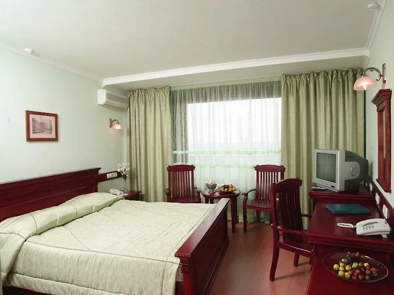 Salute Hotel Kyiv